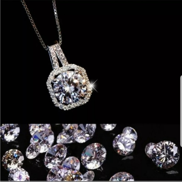 New Silver women halo diamond pendant necklace - Picture 6 of 6